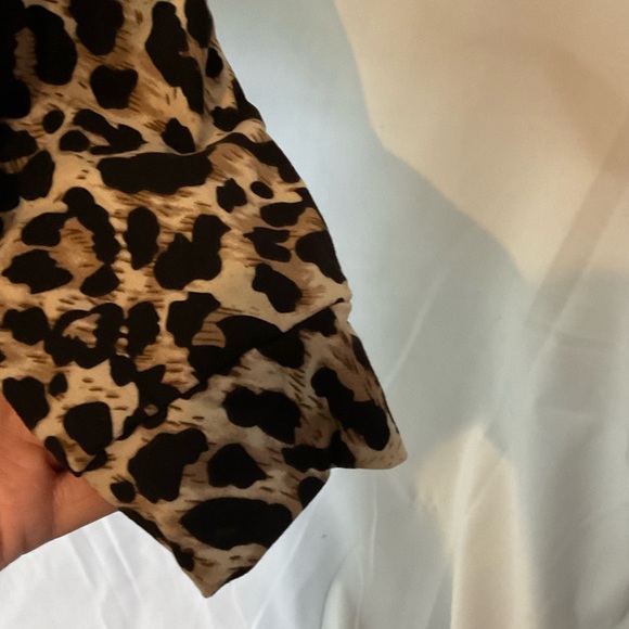 Women’s Plus Size 2XL Brown Leopard Print Long Sleeve Shirt with side pockets - Picture 6 of 11